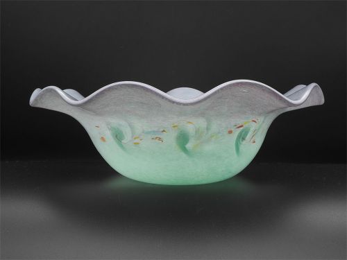 Lovely Shape Scottish Strathearn Glass Bowl