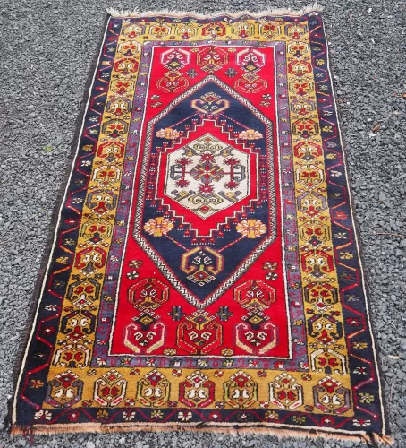 Caucasian Style Hand Knotted Wool Rug
