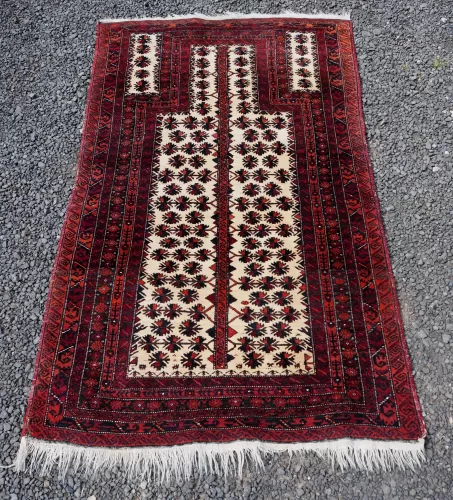 Good Antique Persian Baluchi Prayer Rug