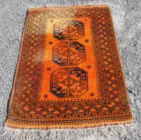 Good Afghan Turkmen Elephants Foot Wool Rug
