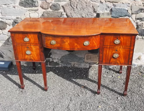 Nice Shape Georgian Mahogany Sideboard