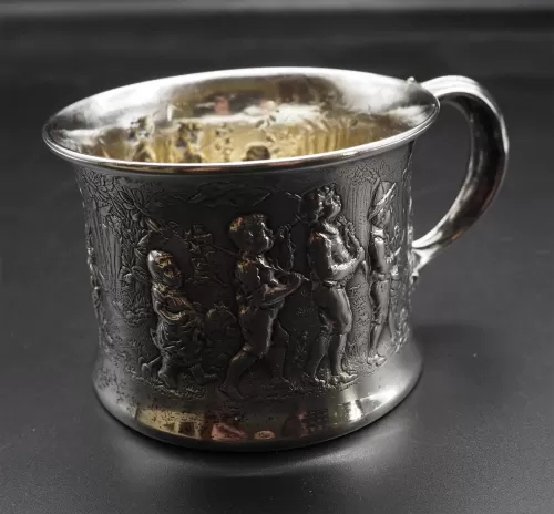 Beautiful Edwardian Silver Cherub Mug