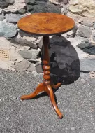 Fine Georgian Burr Elm Tripod Table